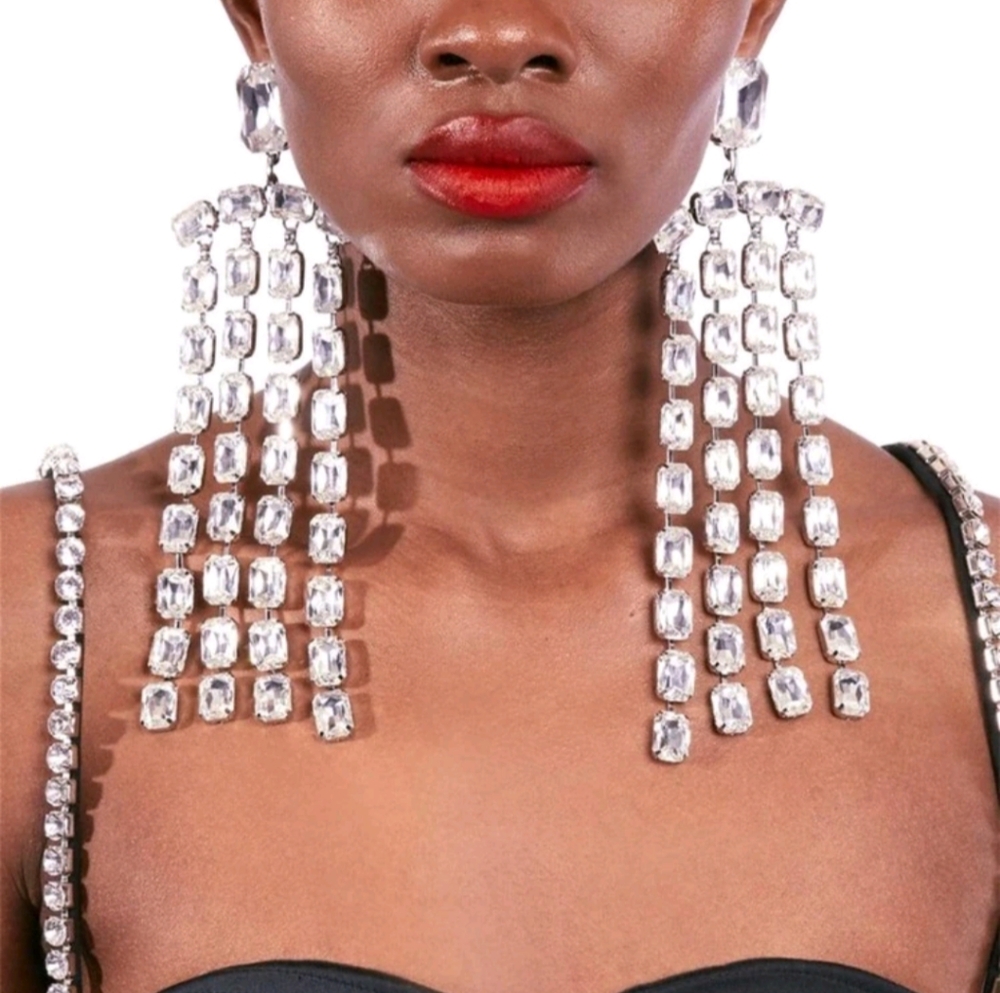 Legendary Drop Earrings